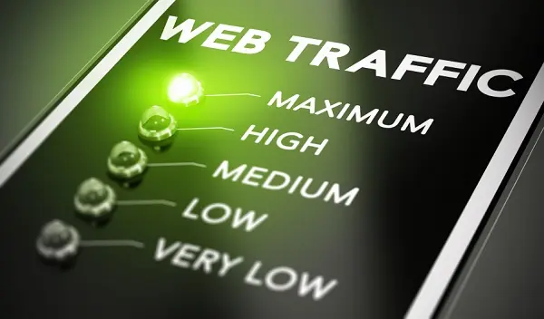 Illustration of maximum web traffic with green light