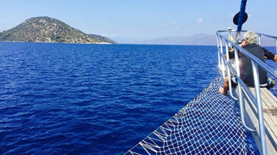 Picture of boat on the ocean